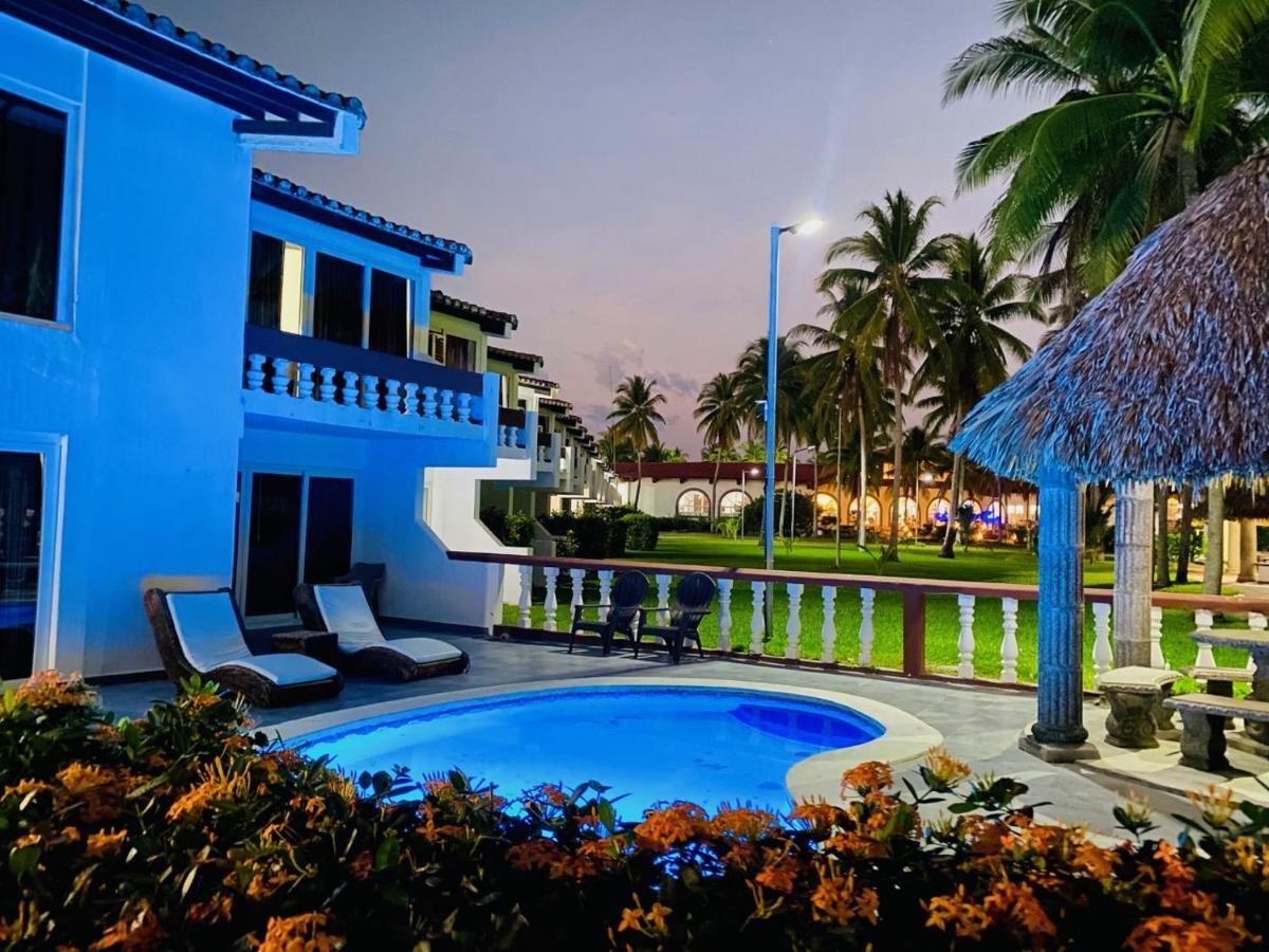 Hotel Tesoro Beach San Luis La Herradura Luaran gambar