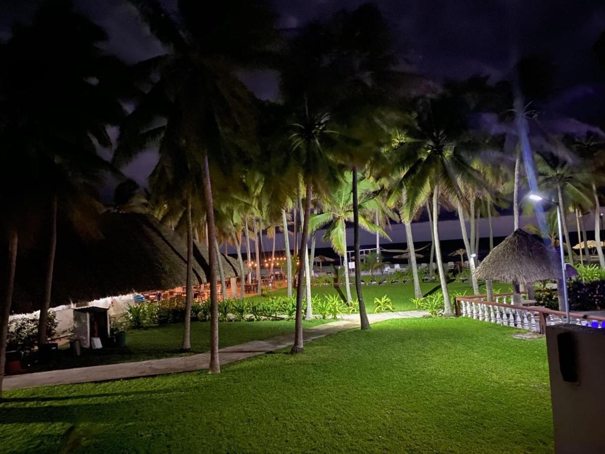 Hotel Tesoro Beach San Luis La Herradura Luaran gambar