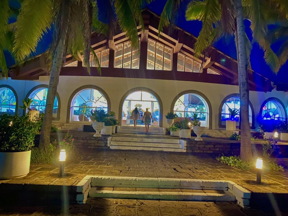 Hotel Tesoro Beach San Luis La Herradura Luaran gambar