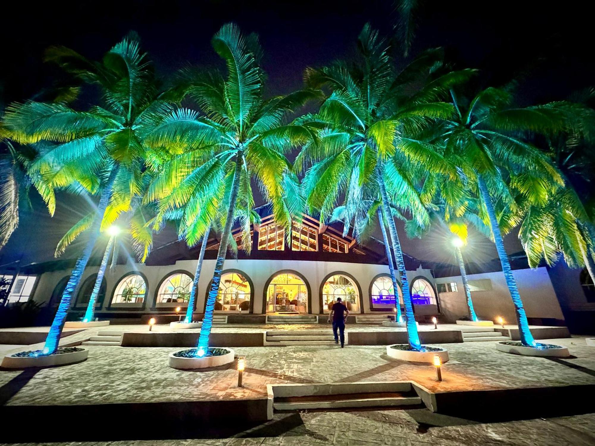 Hotel Tesoro Beach San Luis La Herradura Luaran gambar