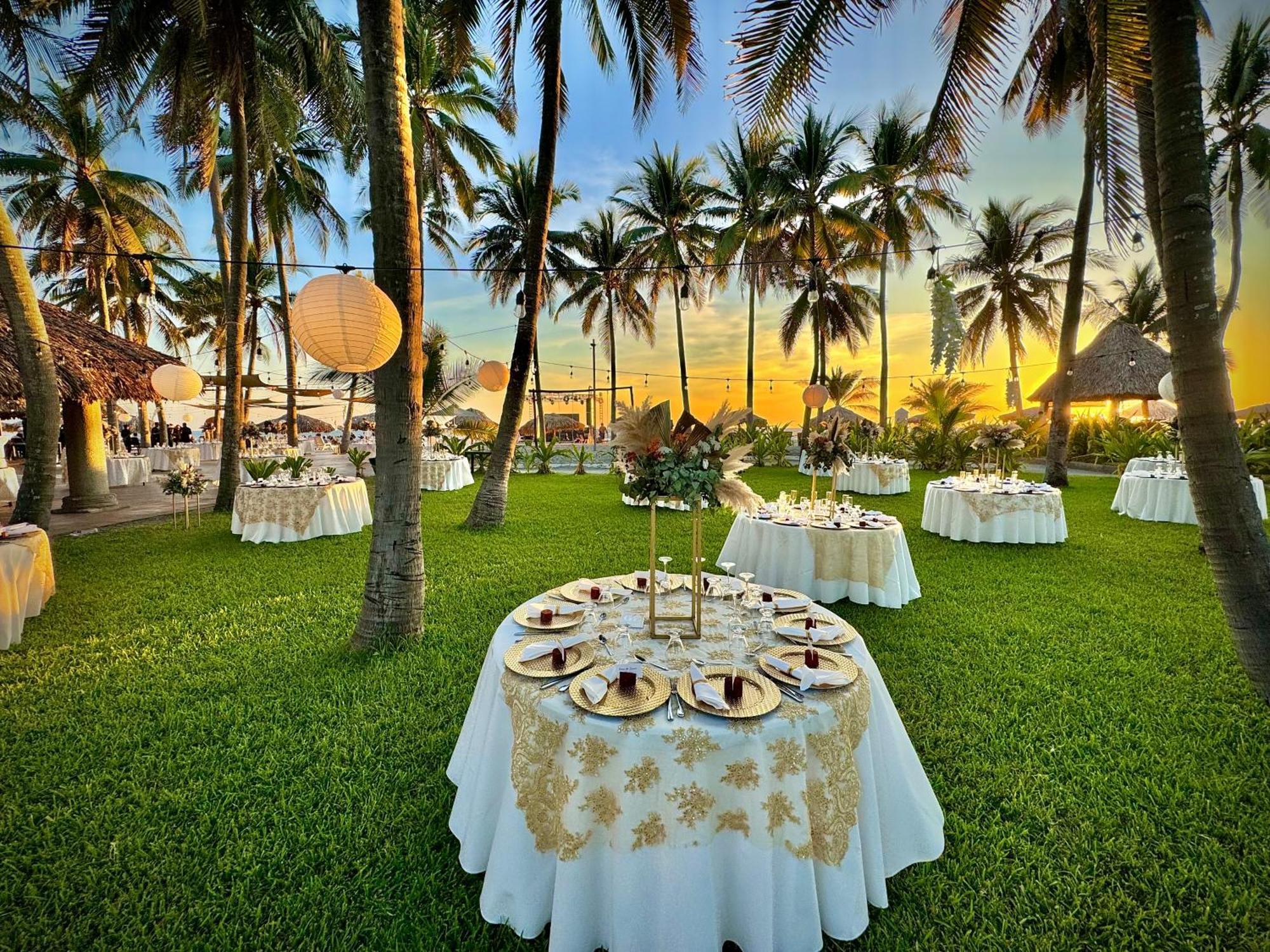 Hotel Tesoro Beach San Luis La Herradura Luaran gambar