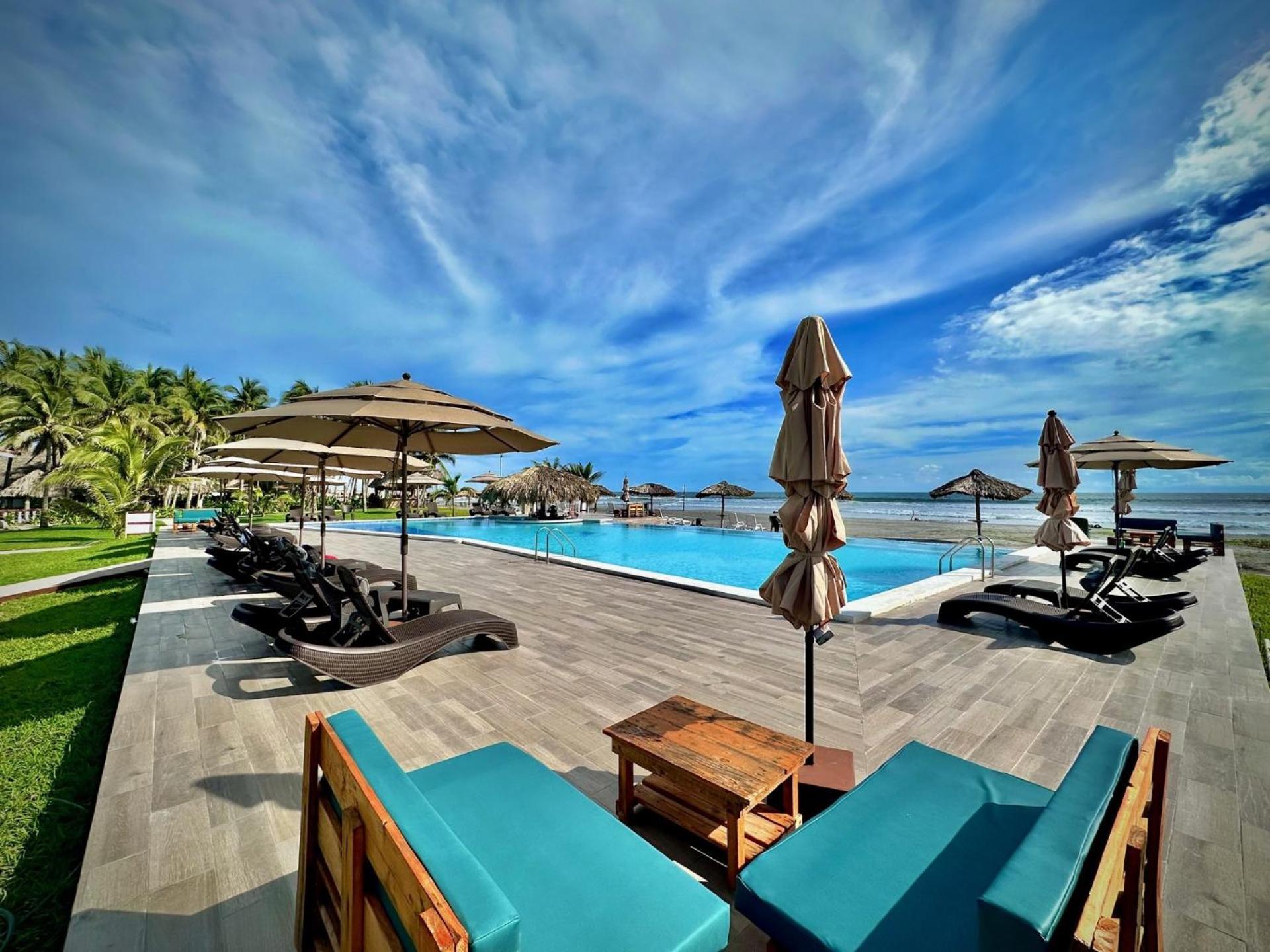 Hotel Tesoro Beach San Luis La Herradura Luaran gambar