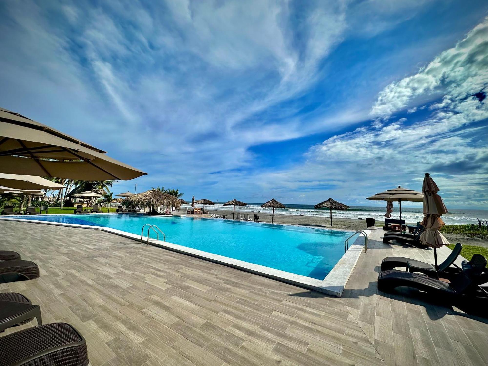 Hotel Tesoro Beach San Luis La Herradura Luaran gambar